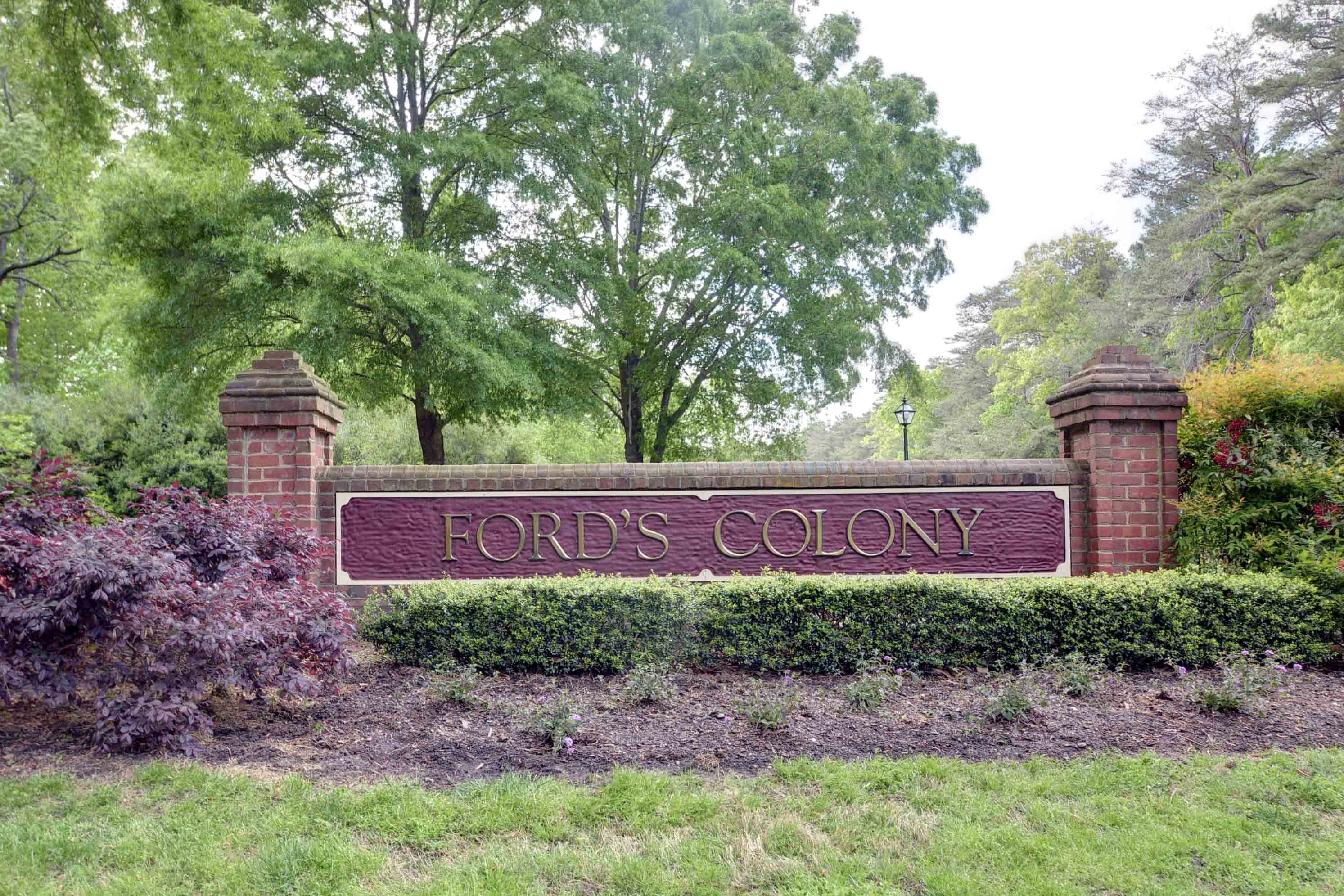 Fords Colony Sign
