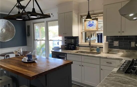 8 Lakeview Drive Kitchen