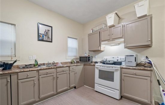 1520 Prentis Avenue 6