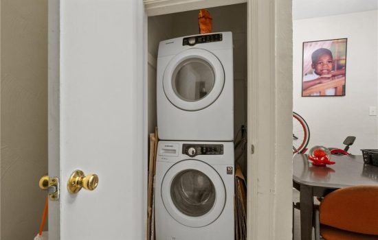 1520 Prentis Avenue 8